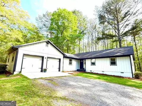 1177 Bob Smith Rd, Sharpsburg, GA 30277