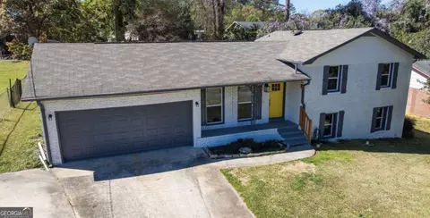 1593 Westminister Dr, Macon, GA 31204