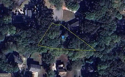 7290 Fawn Ln, Lithia Springs, GA 30122