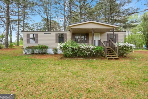 2075 Louina Rd, Roanoke, AL 36274