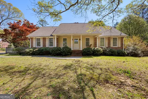 114 Hidden Valley Rd, Fayetteville, GA 30214