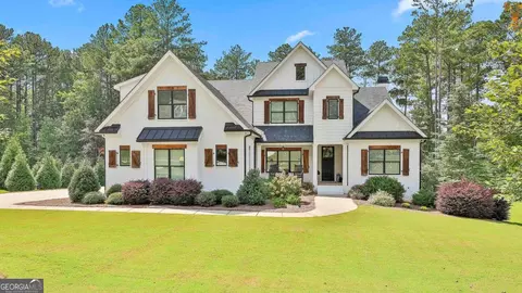 170 Belle Maison Dr, Newnan, GA 30265