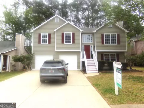 2642 Lake Park Bnd, Acworth, GA 30101