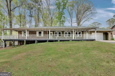 4153 Indian Manor Dr, Stone Mountain, GA 30083