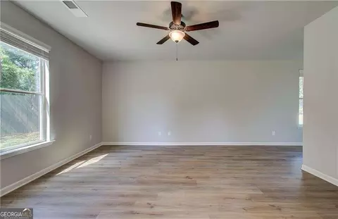Living - 11635 Brightside Pkwy, Hampton, GA 30228 photo 4 of 5