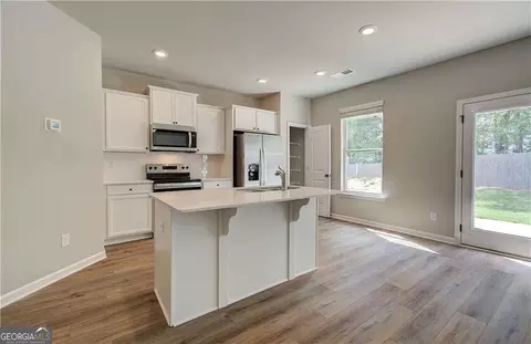 Kitchen - 11635 Brightside Pkwy, Hampton, GA 30228 photo 1 of 2