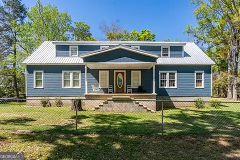 1102 Three Rivers Ln, Uvalda, GA 30473