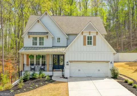 8125 Long Slope Dr, Gainesville, GA 30506