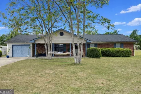 131 Fawn Ln, Blackshear, GA 31516