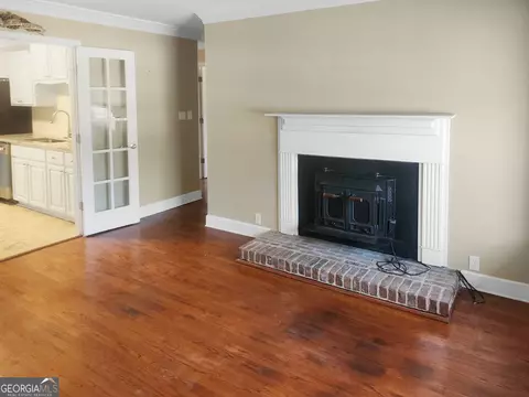 Living - 542 Lee St, Thomson, GA 30824 photo 1 of 4