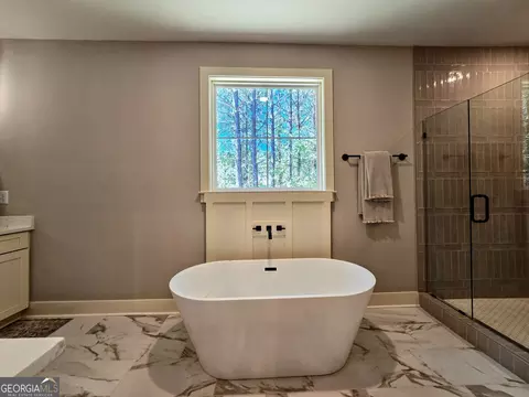 Bath - 136 Rainey Rd, Temple, GA 30179 photo 1 of 8