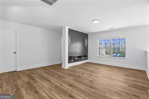 Living - 200 Snow Bird Dr, Hampton, GA 30228 photo 5 of 9