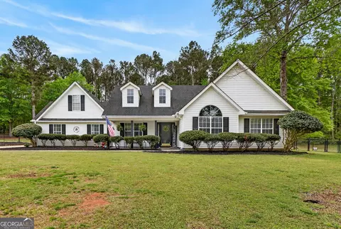 417 Stuarts Ln, Locust Grove, GA 30248