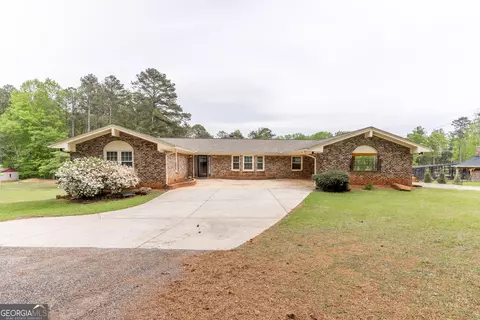 938 Swan Lake Rd, Stockbridge, GA 30281