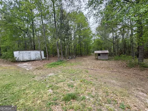 Exterior - 877 W Rushing Rd, Register, GA 30452 photo 6 of 7