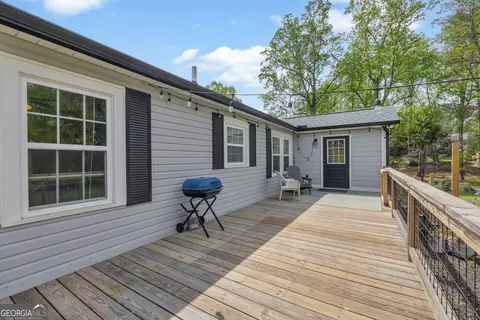 Exterior - 261 Oak Valley Rd, Toccoa, GA 30577 photo 8 of 12