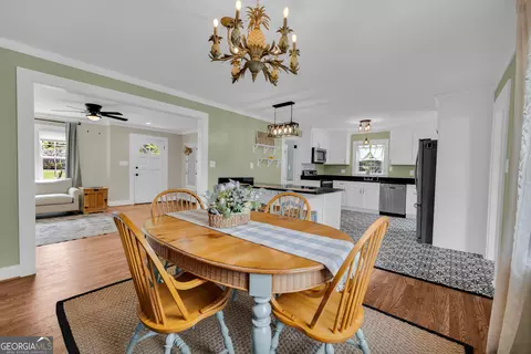 Dining - 261 Oak Valley Rd, Toccoa, GA 30577 photo 2 of 2