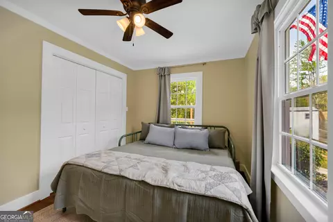 Bedroom - 261 Oak Valley Rd, Toccoa, GA 30577 photo 5 of 6