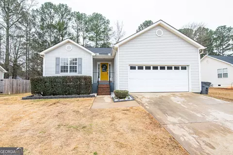 124 Woodridge Cir, Lagrange, GA 30241