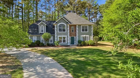 57 Biltmore Cir, Sharpsburg, GA 30277