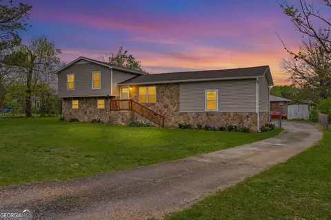 1975 Cloud Springs Rd, Rossville, GA 30741