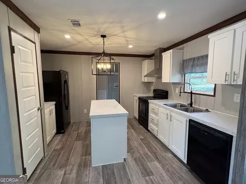 Kitchen - 141 Trinity Ct, Royston, GA 30662 photo 1 of 1