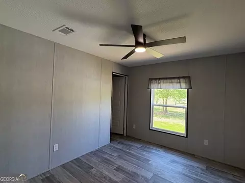 Bedroom - 141 Trinity Ct, Royston, GA 30662 photo 2 of 3