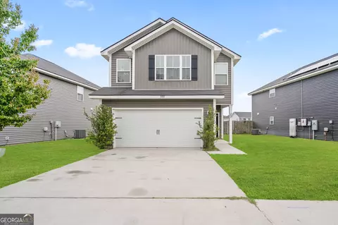 744 Fairview Cir, Hinesville, GA 31313
