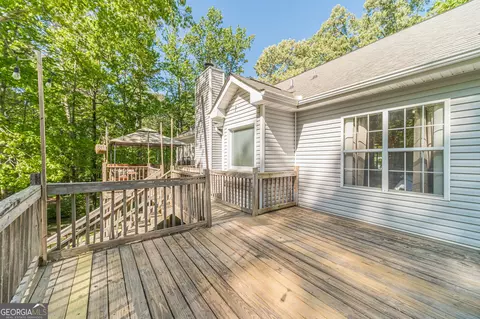 Exterior - 3060 Summit Ln, Monroe, GA 30655 photo 4 of 12