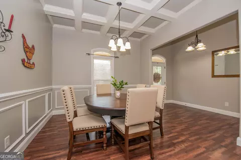Dining - 301 Old Windmill Rd, Perry, GA 31069 photo 1 of 3