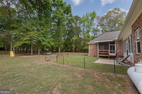 Exterior - 301 Old Windmill Rd, Perry, GA 31069 photo 16 of 34