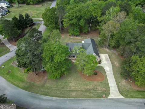 View/Area - 301 Old Windmill Rd, Perry, GA 31069 photo 2 of 7