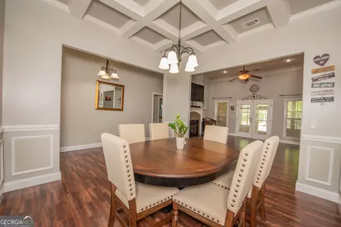 Dining - 301 Old Windmill Rd, Perry, GA 31069 photo 3 of 3