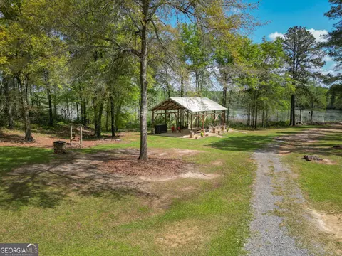 Exterior - 301 Old Windmill Rd, Perry, GA 31069 photo 32 of 34