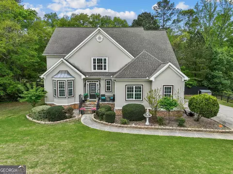 100 London Berry Ct, Tyrone, GA 30290