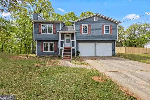 30 Paces Meadows Ln, Dallas, GA 30157