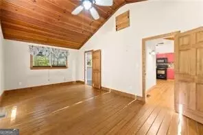 Entry Way - 773 Shorewood Cir, Toccoa, GA 30577 photo 10 of 16