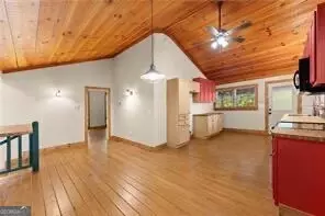Entry Way - 773 Shorewood Cir, Toccoa, GA 30577 photo 7 of 16