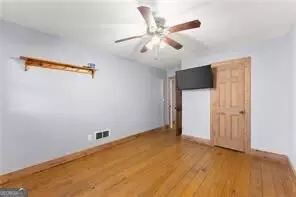 Entry Way - 773 Shorewood Cir, Toccoa, GA 30577 photo 15 of 16