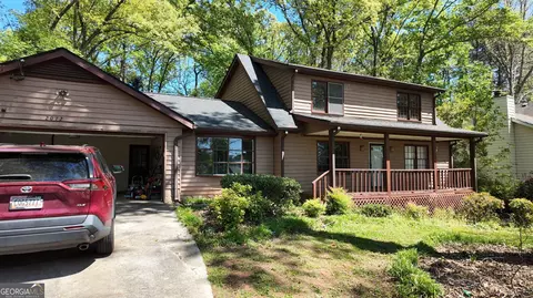 2072 Hampton Trl, Conyers, GA 30013