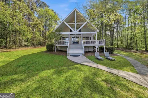 195 Arrowhead Trl, Eatonton, GA 31024