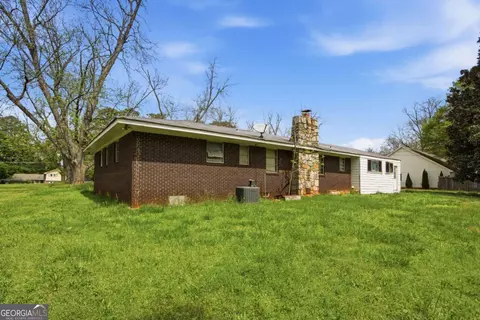 Exterior - 2521 Fairview Rd, Covington, GA 30016 photo 3 of 5
