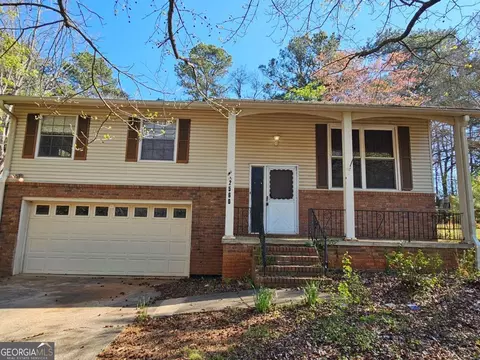2560 Kennesaw Dr NW, Kennesaw, GA 30152