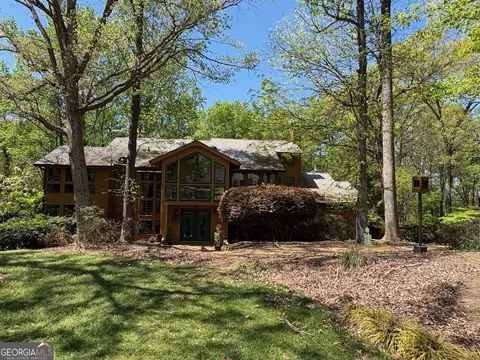 320 Skyridge Dr, Atlanta, GA 30350