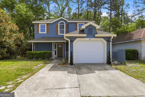 207 Millers Trace Dr, Saint Marys, GA 31558