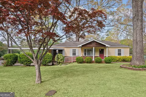 5760 Brenda Dr SW, Mableton, GA 30126