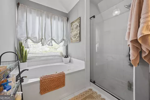 Bath - 2525 Wild Iris Ln, Dacula, GA 30019 photo 3 of 4
