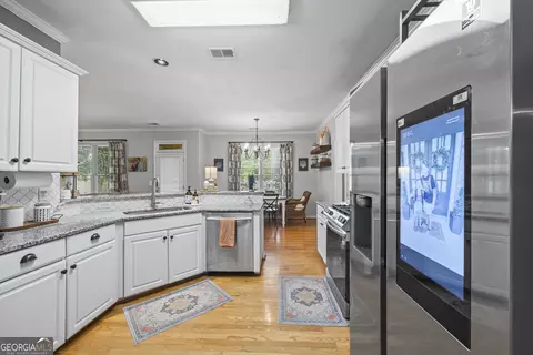 Kitchen - 2525 Wild Iris Ln, Dacula, GA 30019 photo 5 of 5