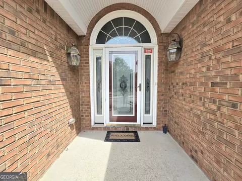Entry Way - Undisclosed, Dacula, GA 30019 photo 1 of 3
