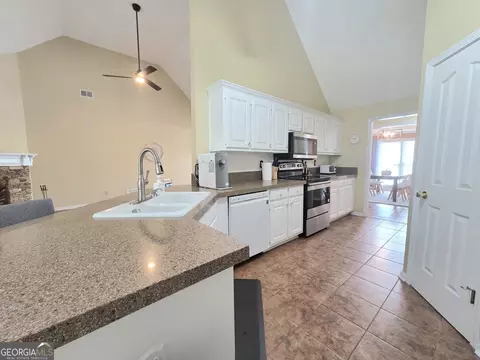 Kitchen - Undisclosed, Dacula, GA 30019 photo 1 of 2